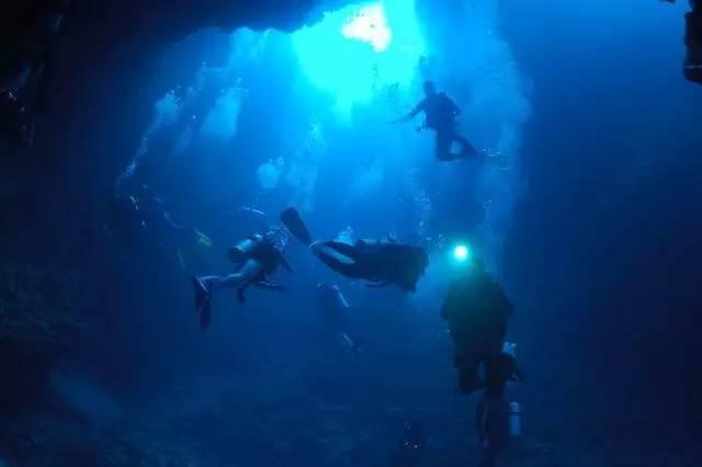 震撼首发 帕劳 S$2580/人起，粉色水母湖不再遥远