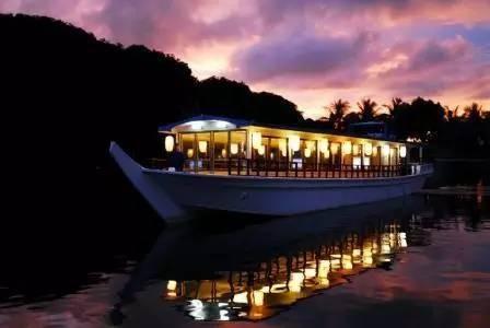 震撼首发 帕劳 S$2580/人起，粉色水母湖不再遥远