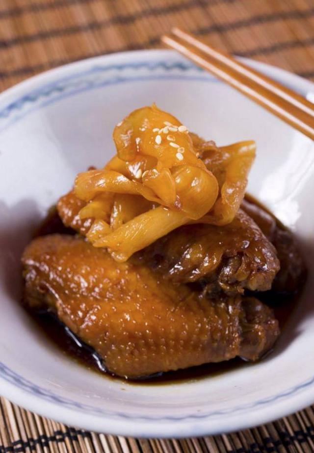 花胶海底椰炖雪梨 花胶海底椰汤