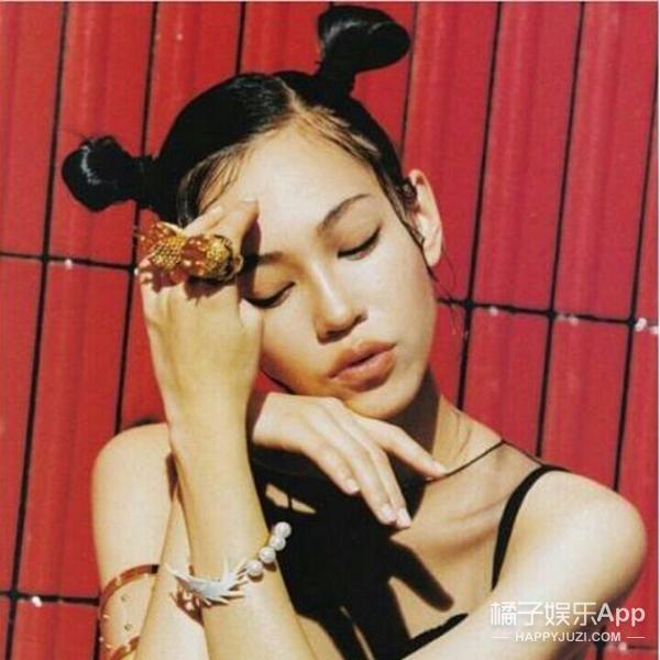 火的人头上都长犄角了 你还不赶紧来两个？