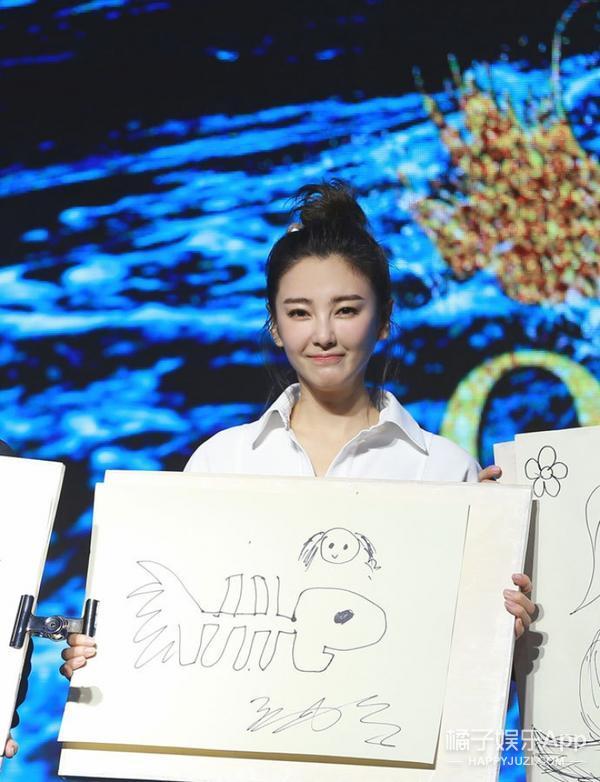 火的人头上都长犄角了 你还不赶紧来两个？