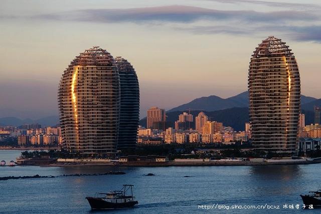 知道东方迪拜、海上度假天堂在哪吗？三亚凤凰岛！