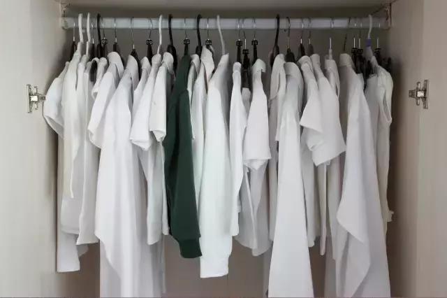我们试了N种方法，发现白衣服这样洗最有用