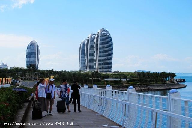 知道东方迪拜、海上度假天堂在哪吗？三亚凤凰岛！
