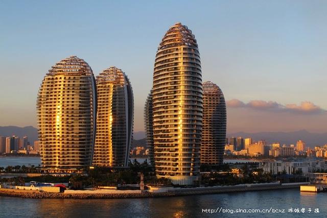 知道东方迪拜、海上度假天堂在哪吗？三亚凤凰岛！