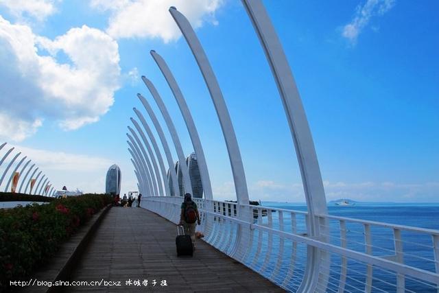 知道东方迪拜、海上度假天堂在哪吗？三亚凤凰岛！
