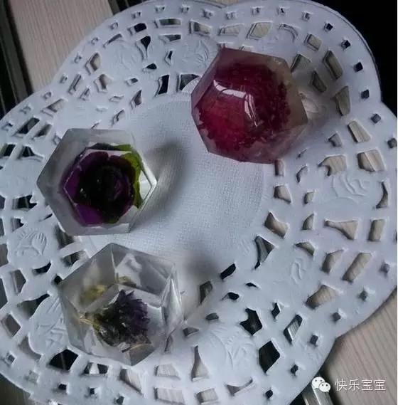 水晶滴胶花 2026年水晶滴胶花diy教程 水晶滴胶花 2026年水晶滴胶花diy教程