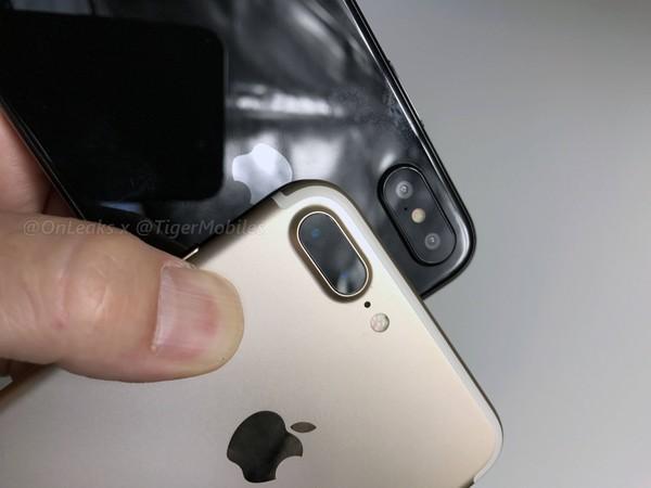 iPhone 8/iPhone 7 Plus对比 持握感舒适