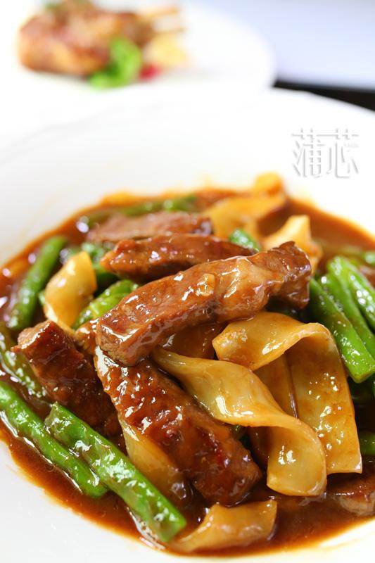 花胶瑶柱鸡脚炖龙骨 2026年花胶瑶柱炖鸡脚用的什么材料 花胶瑶柱鸡脚炖龙骨 2026年花胶瑶柱炖鸡脚用的什么材料