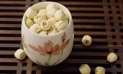 莲子淮山百合炖花胶 2026年花胶淮山莲子汤