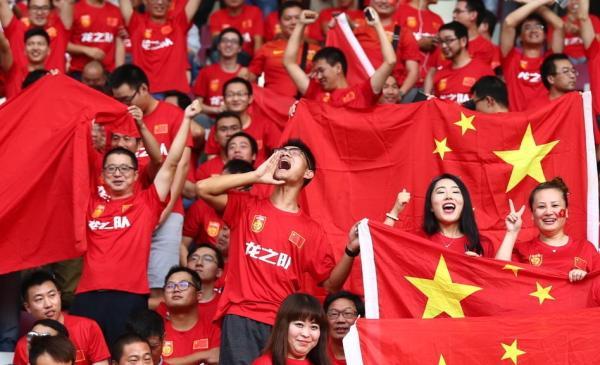 国足2比1逆转卡塔尔！但我们还是告别了俄罗斯世界杯