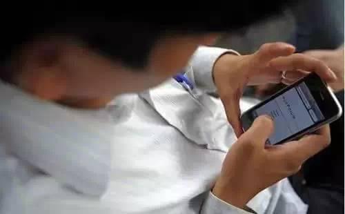 手机到底要不要贴膜？这回终于知道了
