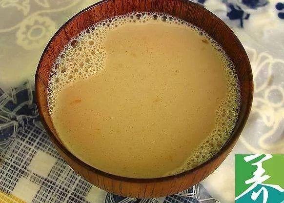 真正的蒙古奶茶制作过程