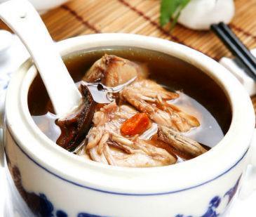 陈皮瘦肉可加花胶一起煲汤吗 2026年陈皮炖花胶瘦肉汤