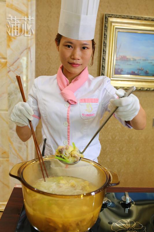 黑虎掌花胶炖鸡脚汤 黑虎掌花胶炖鸡脚汤的功效