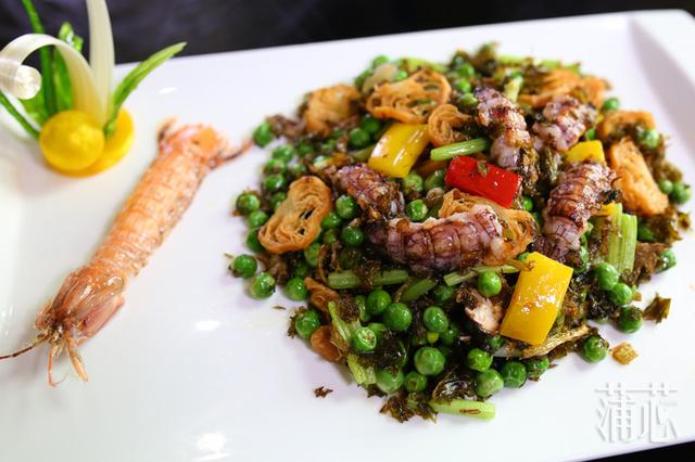 花胶瑶柱鸡脚炖龙骨 2026年花胶瑶柱炖鸡脚用的什么材料 花胶瑶柱鸡脚炖龙骨 2026年花胶瑶柱炖鸡脚用的什么材料