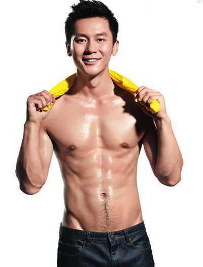揭秘范冰冰男友李晨的真实身高：176cm封顶