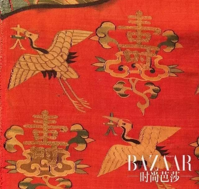 中国服饰专栏|范冰冰穿过的中国鹤，到底象征着什么？