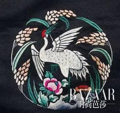 中国服饰专栏|范冰冰穿过的中国鹤，到底象征着什么？