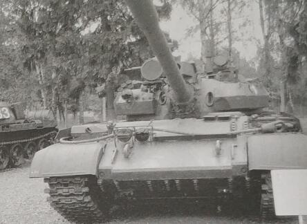 别看T-54和T-55长得一样，两者可不是一回事，专门打核大战的坦克