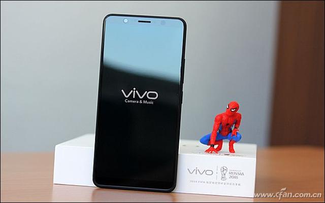 2998元的全面屏新秀到底值不值？vivo X20评测体验