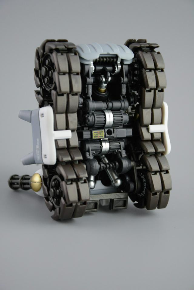 测评：亿辉《合金弹头》拼装模型（特典版）