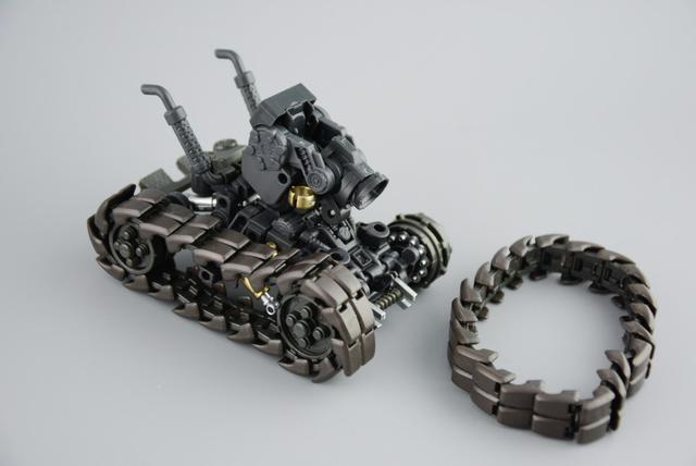 测评：亿辉《合金弹头》拼装模型（特典版）