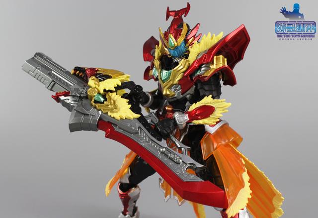 涛哥测评 国产良心《铠甲勇士捕将》卡魄&战帅进化版