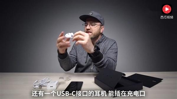 老外辣评华为Mate 10 Pro 还有保时捷限量版：看一眼就中毒