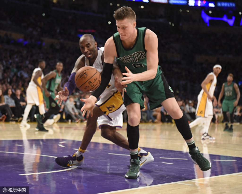 最后的黄绿大战!科比独砍34分 湖人100-107负凯尔特人