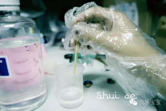 水晶ab胶花的做法 水晶ab胶怎么快速固化 水晶ab胶花的做法 水晶ab胶怎么快速固化