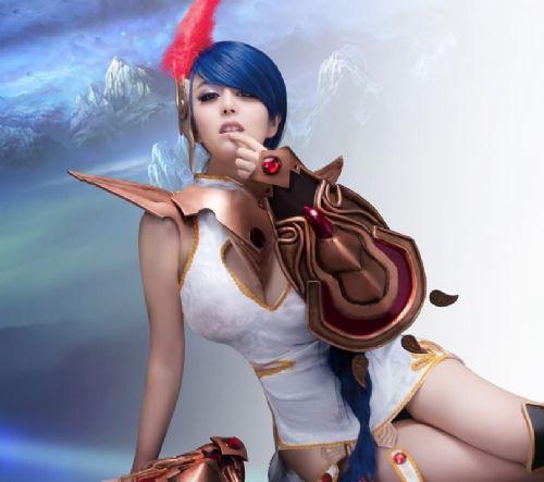 《DNF女格斗家和梦三国孙鲁班究竟谁是格斗之王》