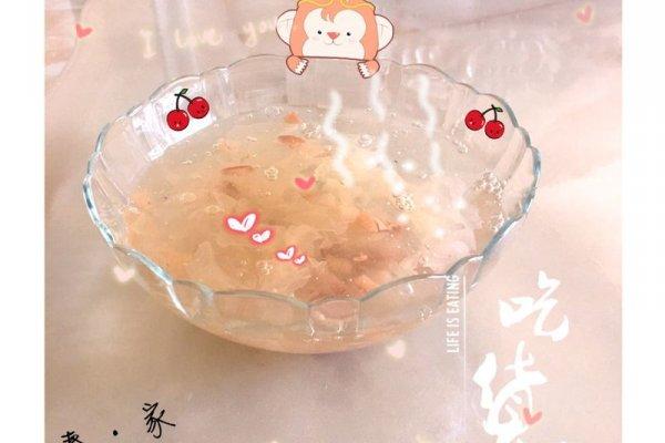 如何制作冰糖银耳炖雪梨（冰糖银耳雪梨汤）