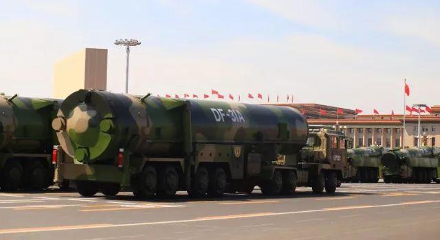 美国导弹防御系统拦截不住！搭载四大“黑科技”的东风-31AG就是这么厉害！