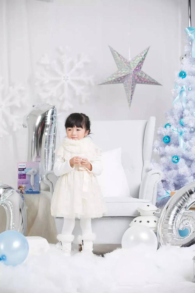 艾莎公主的新年礼物，小公主们有收到吗？