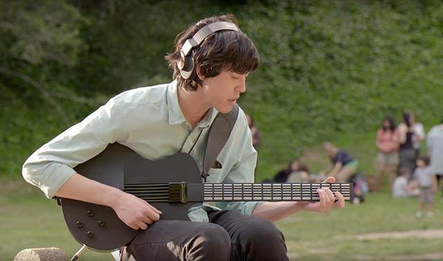 网站建设入门吉他(没有琴弦的按键吉他)