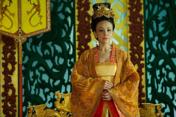 《失宠王妃之结缘》今日开播 雪姨陆振华16年后再演夫妻