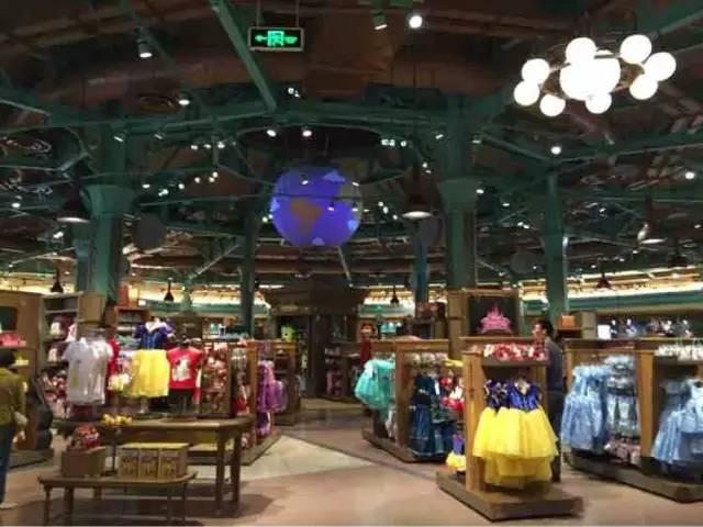 跟着朵拉玩转上海迪士尼乐园~游园秘籍来啦~