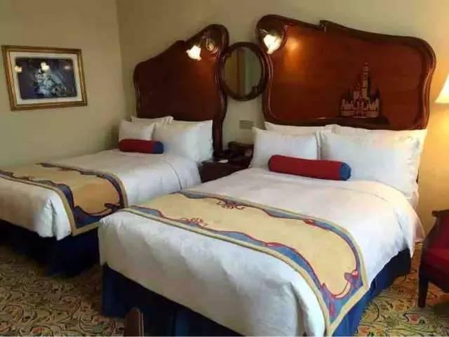 跟着朵拉玩转上海迪士尼乐园~游园秘籍来啦~