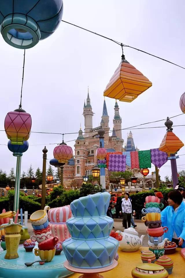 跟着朵拉玩转上海迪士尼乐园~游园秘籍来啦~