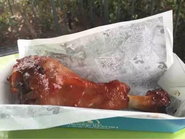 跟着朵拉玩转上海迪士尼乐园~游园秘籍来啦~