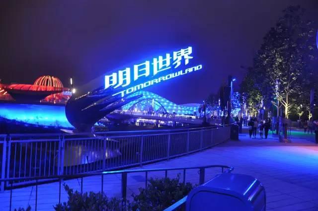 跟着朵拉玩转上海迪士尼乐园~游园秘籍来啦~