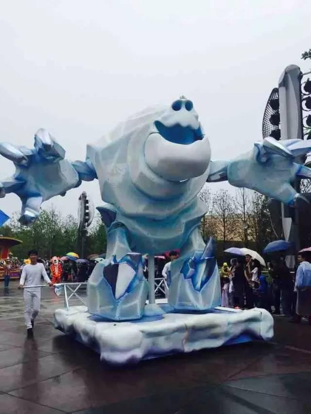 跟着朵拉玩转上海迪士尼乐园~游园秘籍来啦~