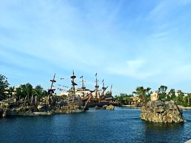 跟着朵拉玩转上海迪士尼乐园~游园秘籍来啦~