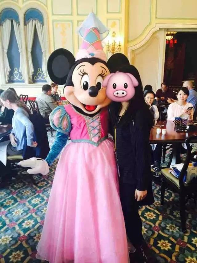 跟着朵拉玩转上海迪士尼乐园~游园秘籍来啦~