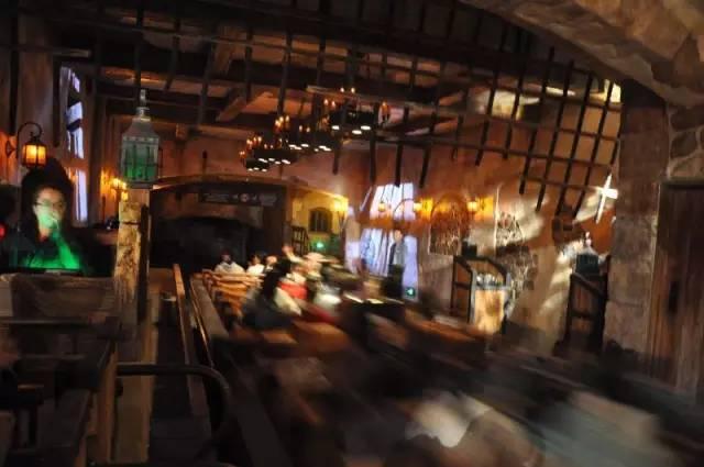 跟着朵拉玩转上海迪士尼乐园~游园秘籍来啦~