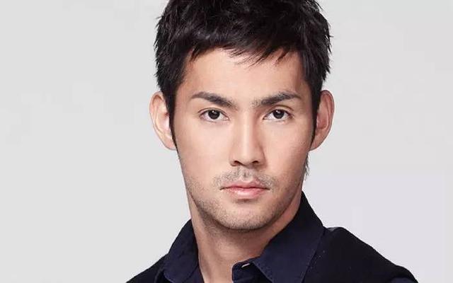 苍井（kòng）？（zhòng）孝介？这些字的中文读法究竟是