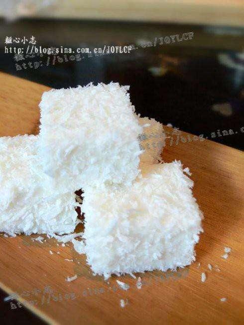雪花糕是清代街头巷尾常见的特色糕点