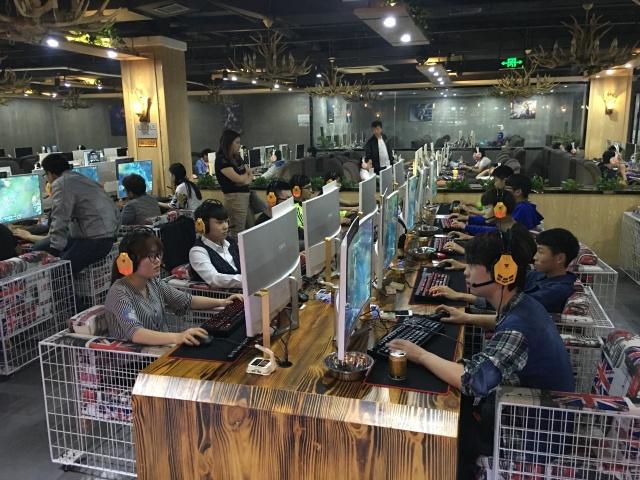 红牛杯第十一届3E电竞联赛城市精英赛激战正酣！