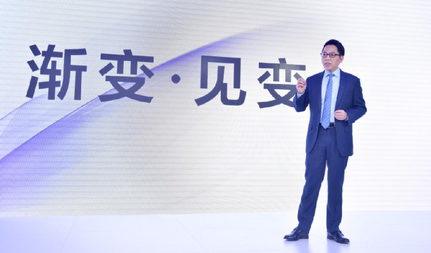 oppor15开发者选项在哪（以R15为新起点 OPPO从四大维度积极布局后智能手机时代）
